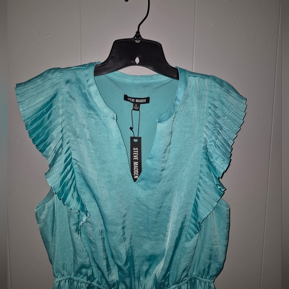 Steve Madden Verona Pleated Cap Sleeve Minidress Size Large NWT - Picture 3 of 8